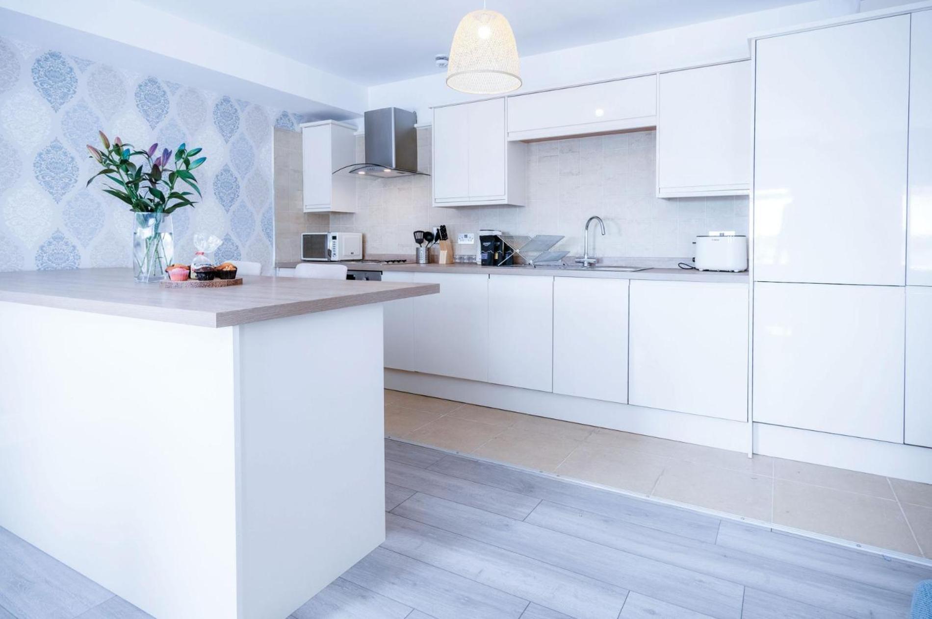 Harbour View - 2 Bedroom Apartment - 米尔福德港 外观 照片